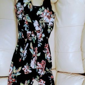 😍😍Boohoo Floral Jumper